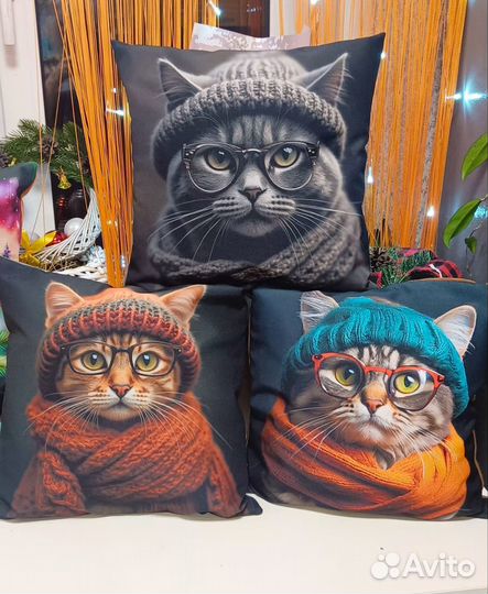 Подушка на диван