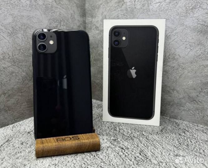 iPhone 11, 64 ГБ