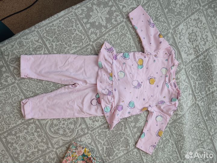 Одежда для девочки пакетом, отправлено авито