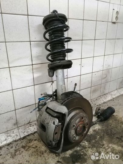 Передние стойки
