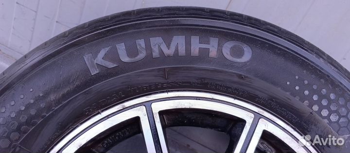 Kumho Ecowing ES31 215/65 96H