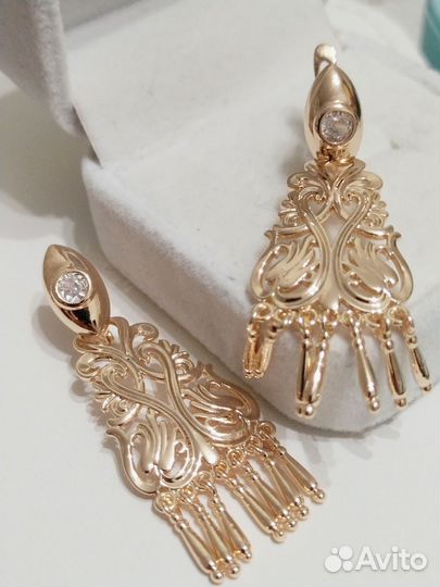 Великолепные длинные серьги покрытие золото