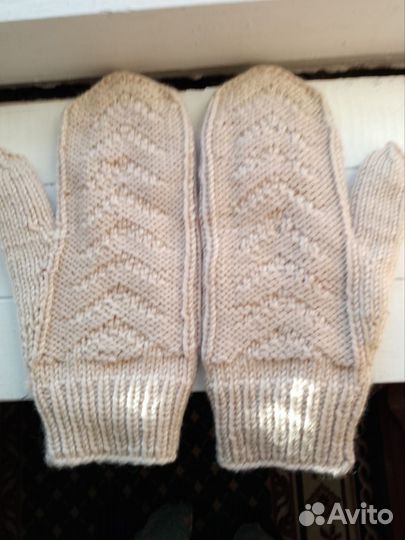 Варежки женские