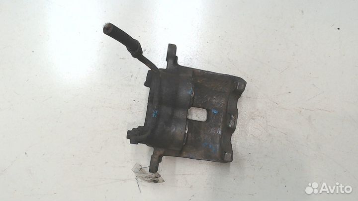 Суппорт левый передний Jeep Grand Cherokee