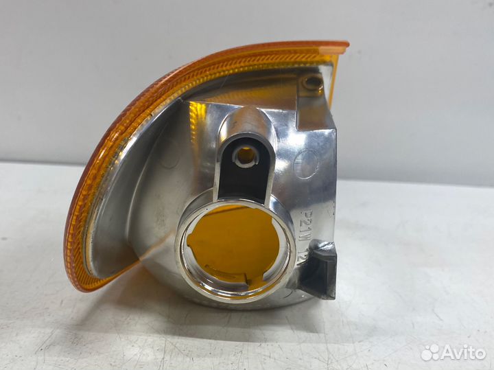 Указатель поворота Ваз-2114 желтый левый Тольятти