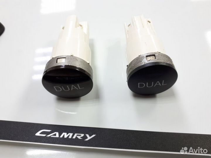 Стекло и кнопка для климата камри 40