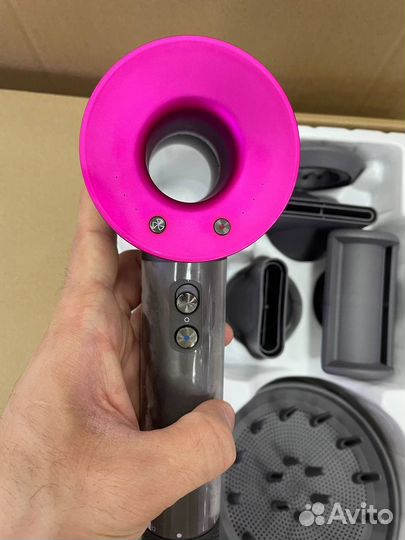Фен Dyson supersonic
