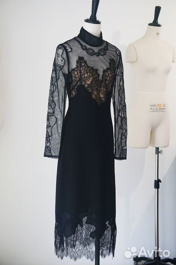 Платье Valentino