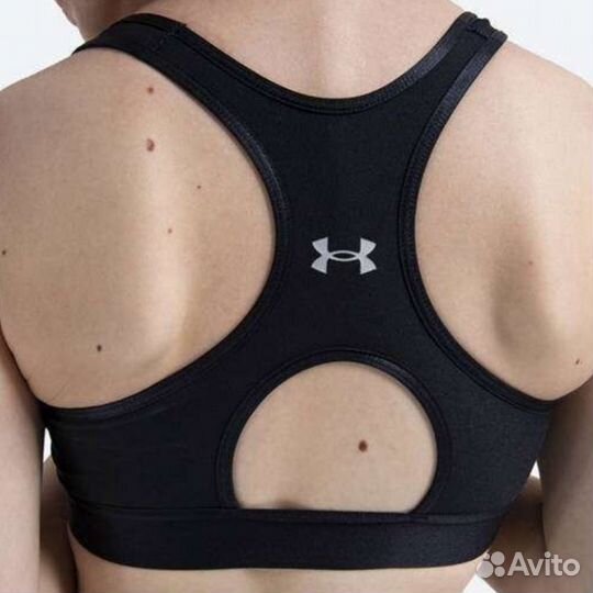 Топ Armour Mid Keyhole Bra S и Майка Nike dri -fit