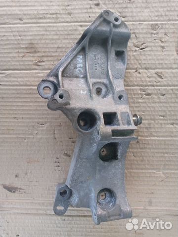 Кронштейн генератора Renault Megane 2