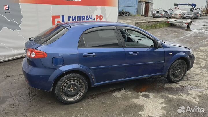 Стекло двери задней правой Chevrolet Lacetti (J200) 96548191