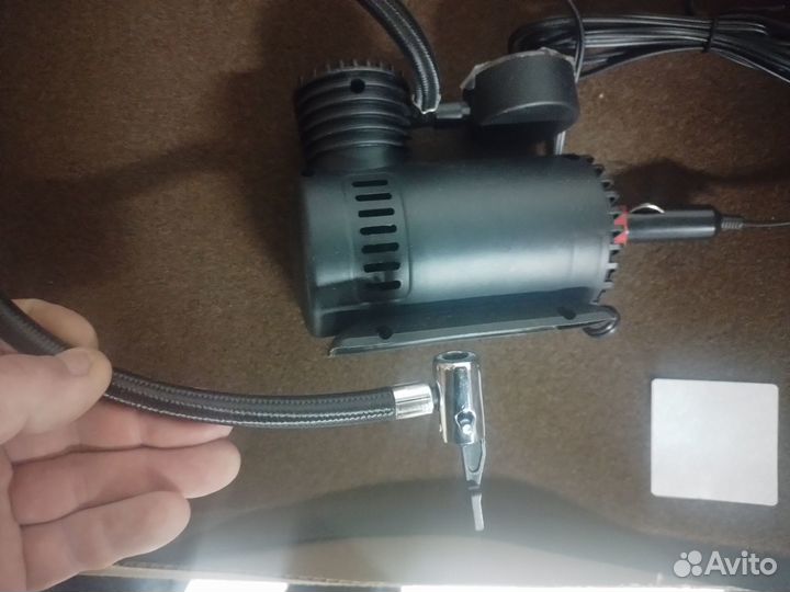 Компрессор автомобильный