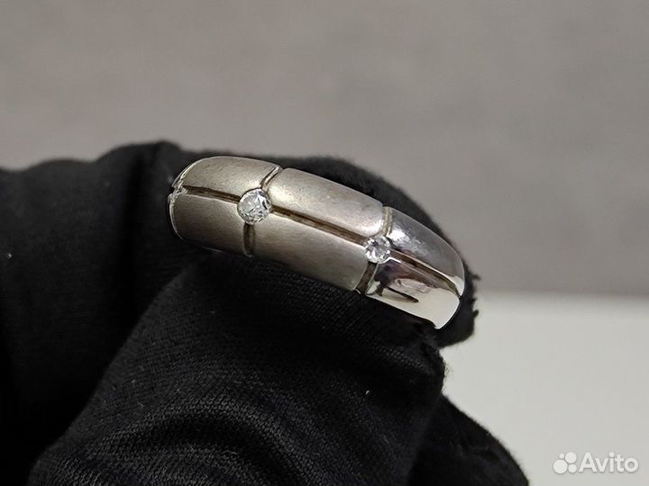 Серебряное кольцо 925 пробы