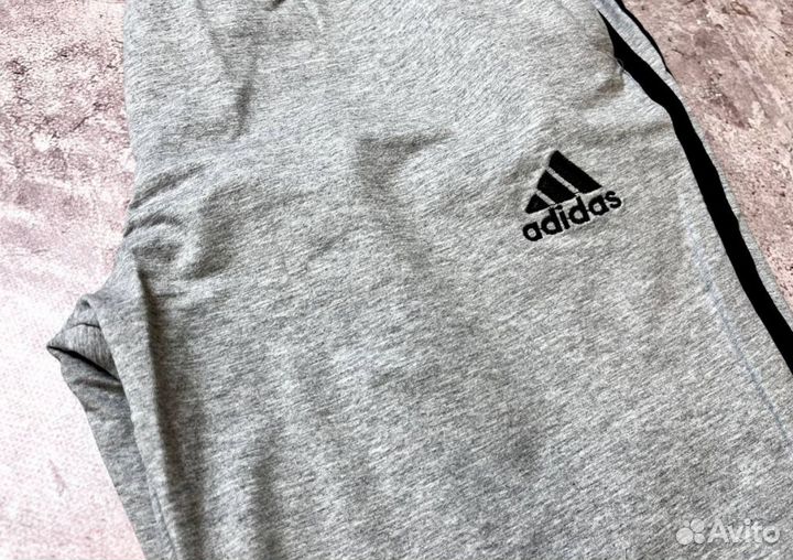 Спортивные костюмы Adidas спортивные