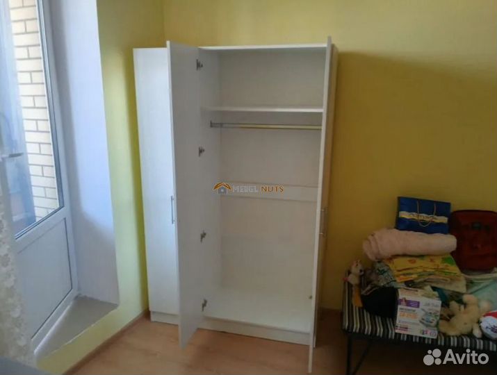 Шкаф распашной