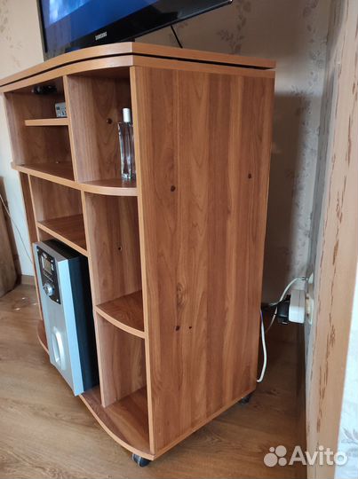 Тумба под телевизор