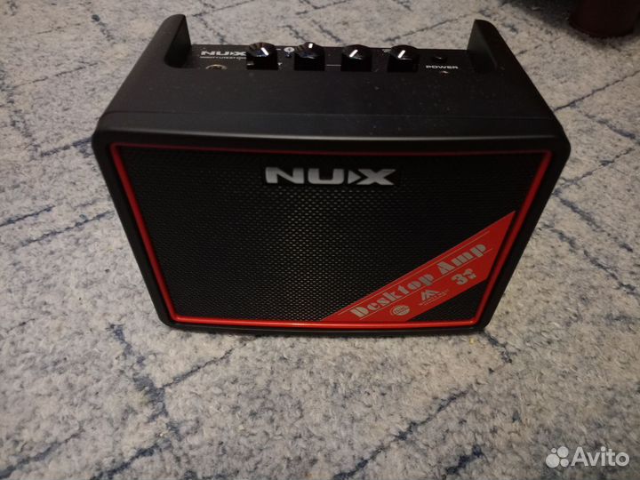 Гитарный комбоусилитель