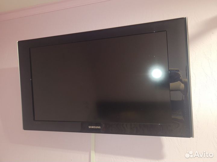 Samsung, LG