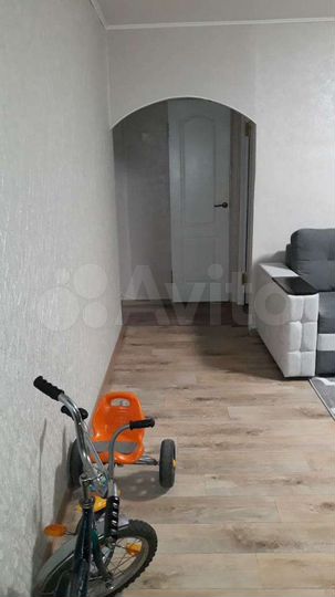 3-к. квартира, 56 м², 2/5 эт.