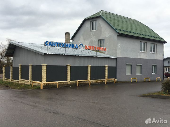 Требуется продавец - товаровед