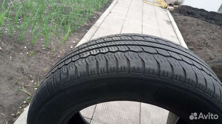 Nexen Classe Premiere 521 235/60 R17 106H