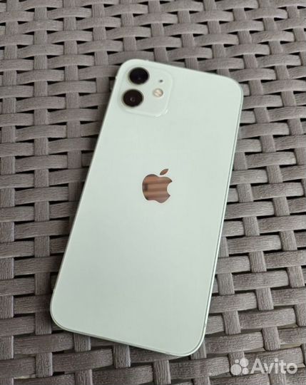 iPhone 12, 64 ГБ
