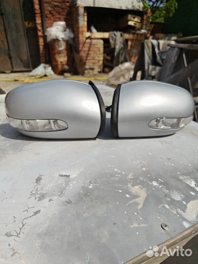 Зеркала заднего вида Mersedes Е- класс 2002г