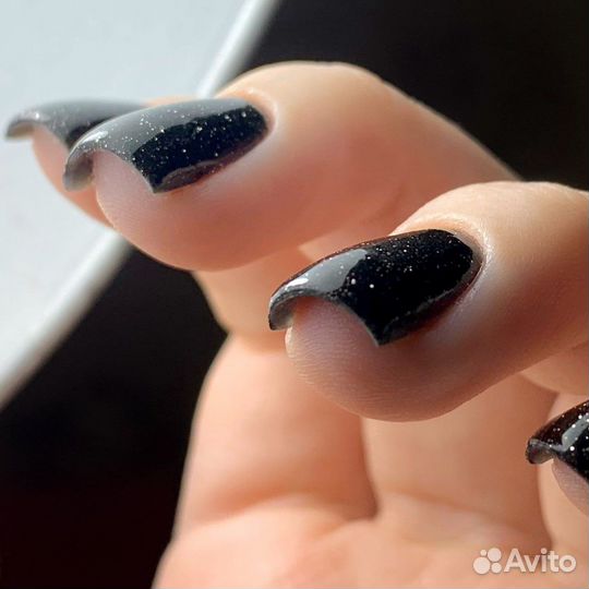 Маникюр и педикюр