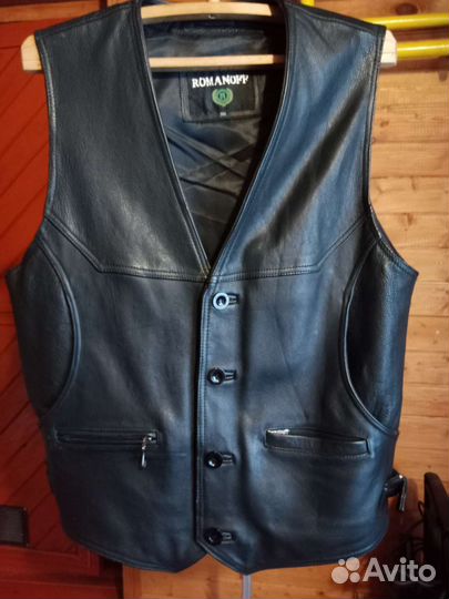Жилетка кожаная мужская