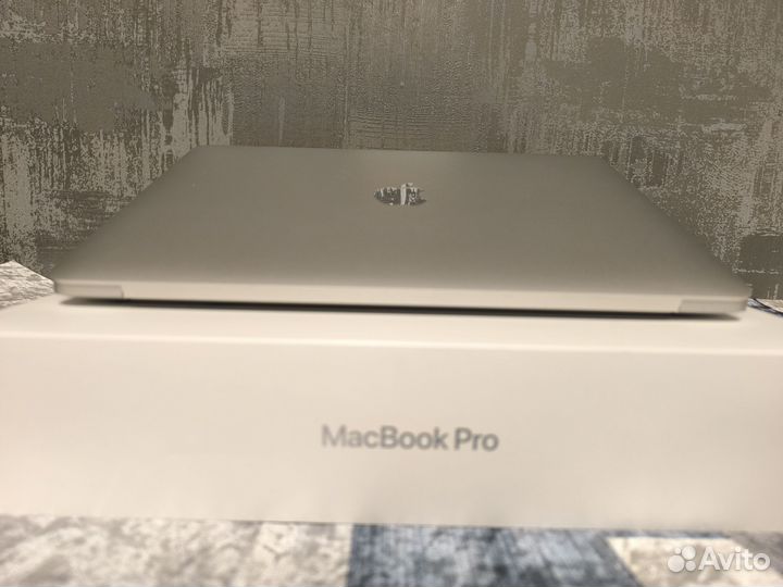 Macbook pro 13 2020