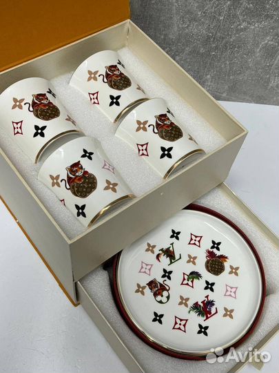 Набор посуды louis vuitton