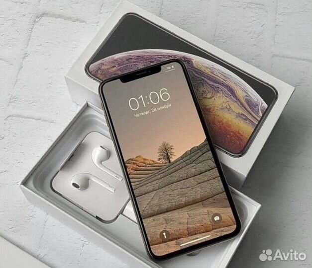 iPhone Xs, 64 ГБ