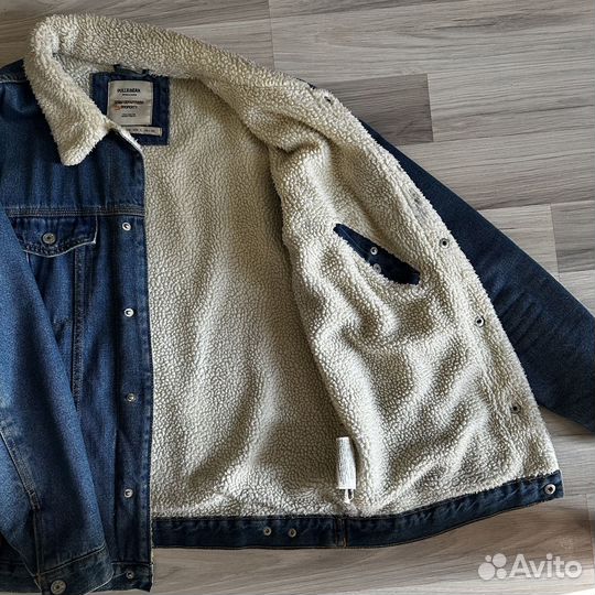 Куртка мужская джинсовая pull and bear