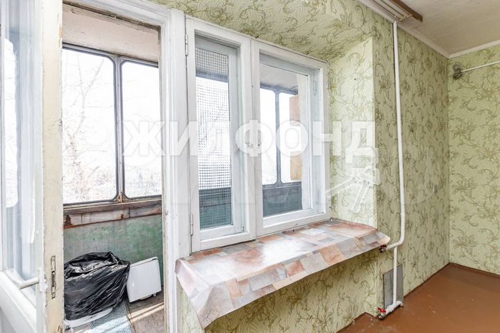 Комната 18 м² в 4-к., 6/9 эт.