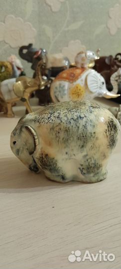 Статуэтка слон