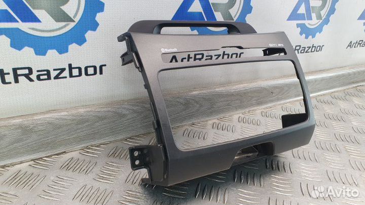 Рамка магнитолы Kia Sportage 3 SL