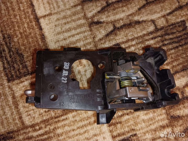 Ручка двери передняя левая внутренняя