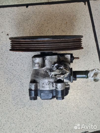 Насос гидроусилителя гур Kia Magentis 2001г