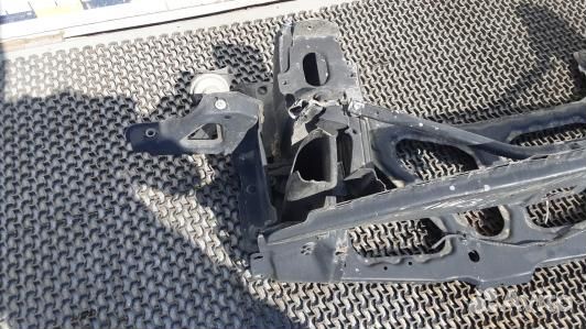 Передняя панель крепления облицовки (телевизор) BMW Z4 Z4 (1NN03G201)