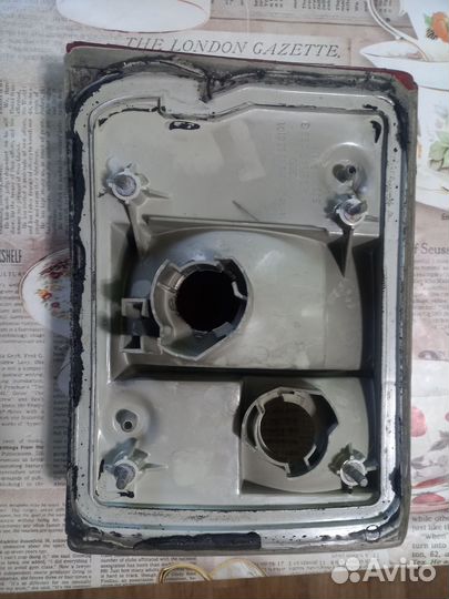 Фонарь задний левый ауди 80