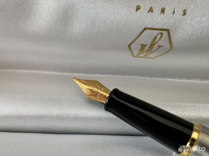 Перьевая ручка Waterman