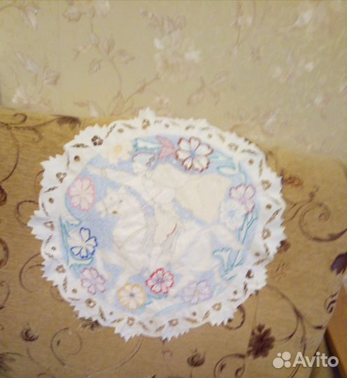 Старинная салфетка вышитая