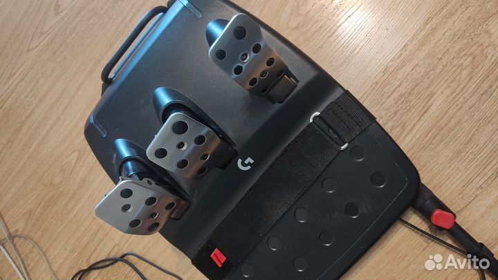 Руль + педали Logitech G923 TrueForce + штурвал