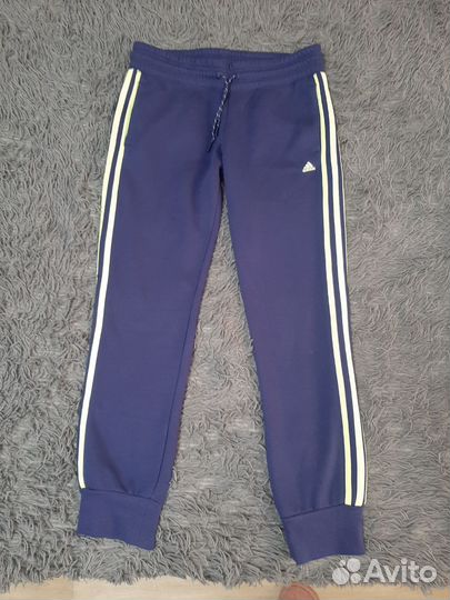 Спортивный костюм adidas essentials