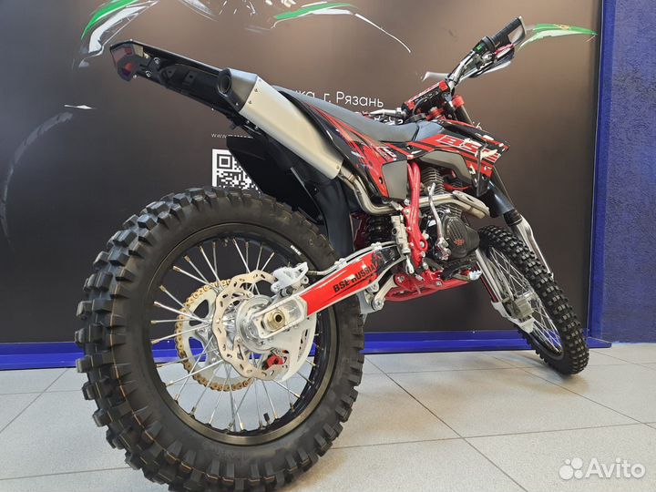 Мотоцикл BSE Z10