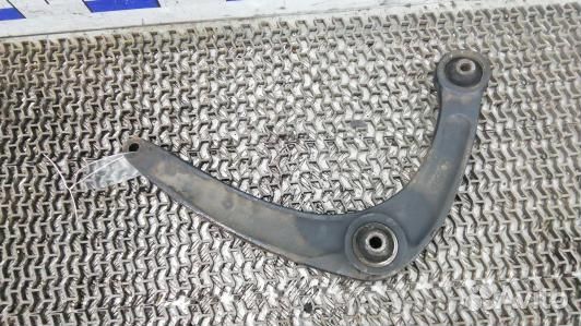 Рычаг передний нижний левый peugeot 5008 (8UK17LN0