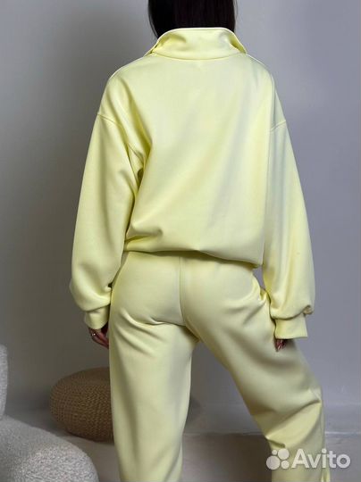 Спортивный костюм женский фирма W