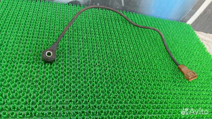 Датчик детонации Volkswagen Passat B5