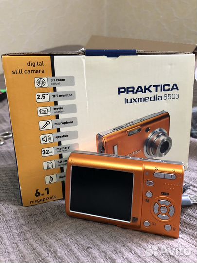 Компактный фотоаппарат praktica