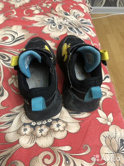 Кроссовки для мальчикп 27 раз